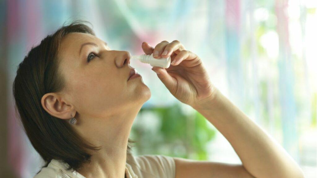 Медикаментозный ринит: как победить зависимость от капель для носа?