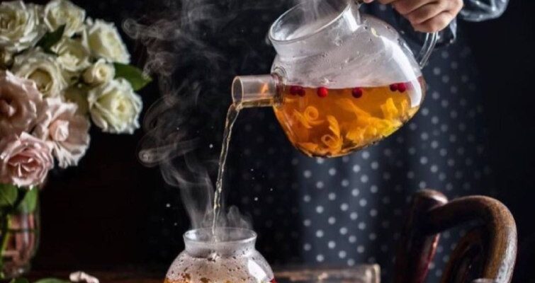 Почему нельзя пить вчерашний чай? Тибетцы рекомендуют употреблять чай только с...