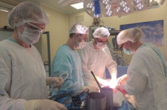 В Челябинске врачи удалили женщине злокачественную опухоль диаметром почти в полметра