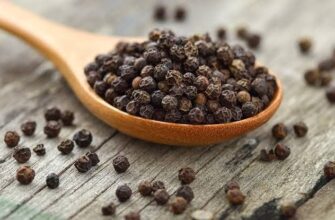 ​Черный перец для выведения камней из почек Перечница стоит у нас на каждом столе....