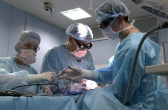 Любая операция — верная смерть: врачи спасли мужчину с раком кишечника и заболеваниями сердца