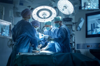 Московские хирурги сделали операцию на сердце ребенку, который весил всего 760 граммов