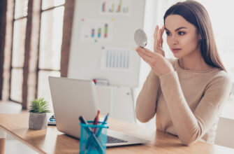 Приседать, потеть и еще 4 неожиданных лайфхака эндокринолога для молодости кожи