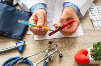 Врач Лебедева перечислила 5 бесполезных анализов крови на гормоны