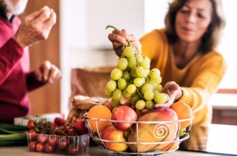Врач Филева назвала 2 причины, почему после фруктов и овощей во рту появляются зуд и жжение