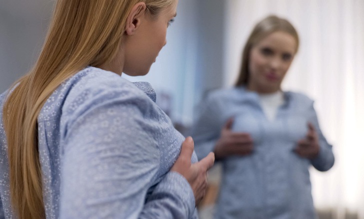 У женщин с искусственной грудью обнаружено новое, еще не изученное заболевание