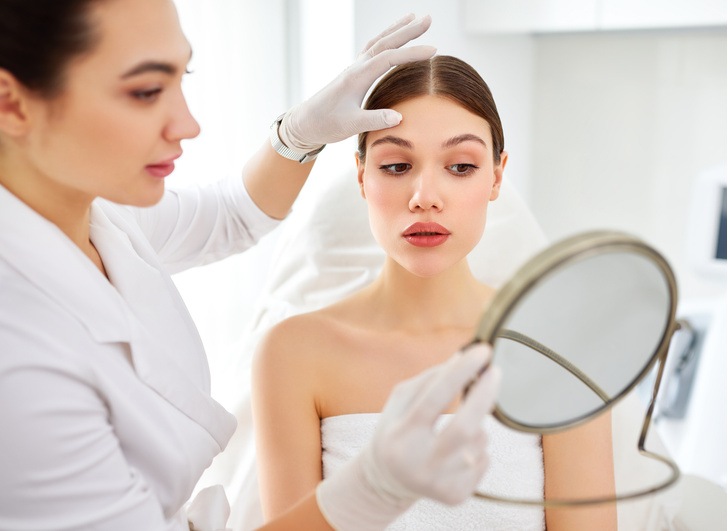 Эти 8 лайфхаков от косметолога помогут сохранить кожу без морщин без уколов красоты