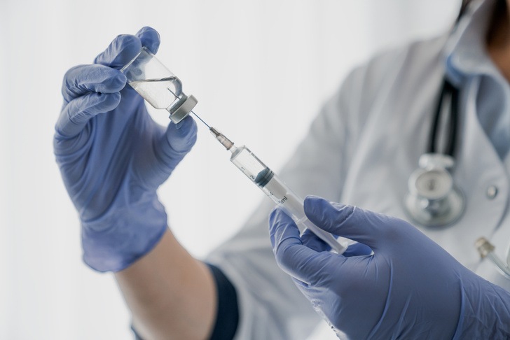 Вакцинация по новым правилам: вакцину от клещевого энцефалита можно будет вводить даже от ОРВИ