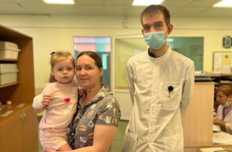 В СПбГПМУ помогли девочке, которую долго лечили от пневмонии, а дело было в куске пластика