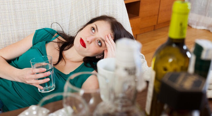 Что произойдет с организмом, если выпить бутылку вина в одиночку