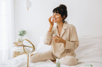 Две типичные ошибки при нанесении крема, из-за которых кожа сохнет, а не увлажняется