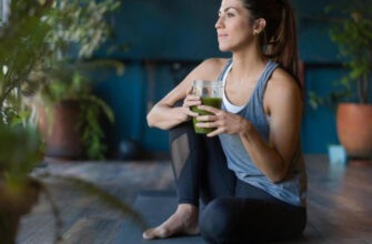 Хочу быть гибкой: кому противопоказана растяжка, объяснил инструктор ЛФК (видео)