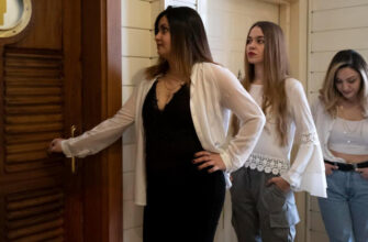 Почему «зависать» над унитазом в общественном туалете опасно для здоровья