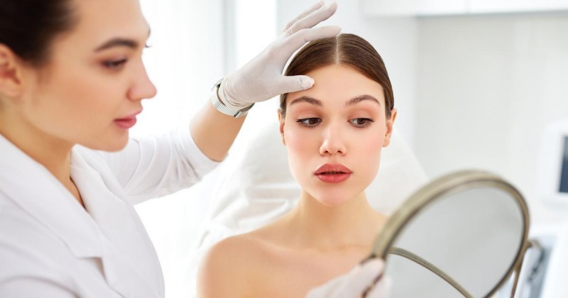 5 главных проблем, с которыми стоит обратиться к пластическому хирургу, а не к косметологу