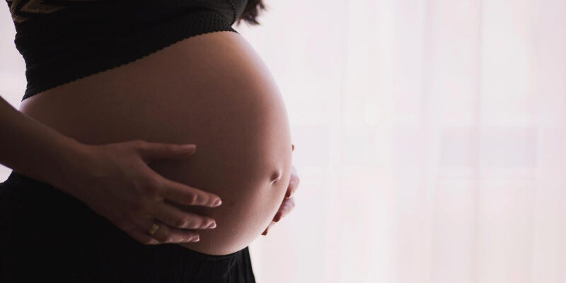 Убийство или спасение жизни: частный гинеколог обезглавила ребенка во время родов