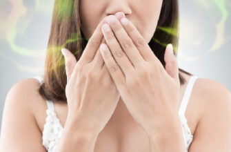 Галитоз: причины неприятного запаха изо рта