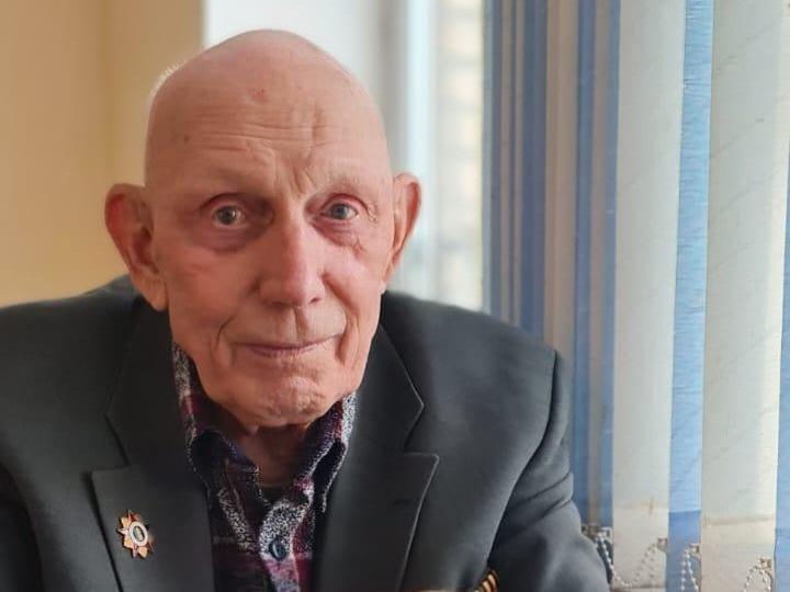 «Я мог умереть дважды, но прожил 96 лет» – секреты здоровья уникального ветерана из Санкт-Петербурга