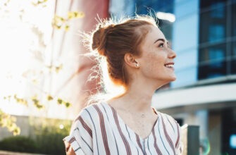 Психолог Рубцова назвала 4 признака, по которым можно распознать счастливую женщину