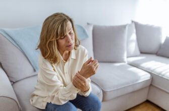 Диета при ревматических болезнях: ешьте глютен и чеснок, не надейтесь на витамины