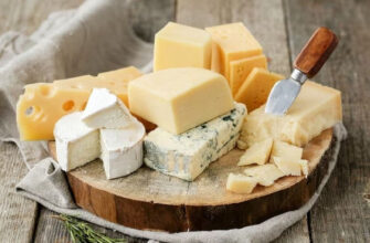 Диетолог Игнатикова: желтый сыр вреден при гипертонии и болезнях почек
