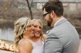 Одна из сестер сиамских близнецов Хенсел вышла замуж