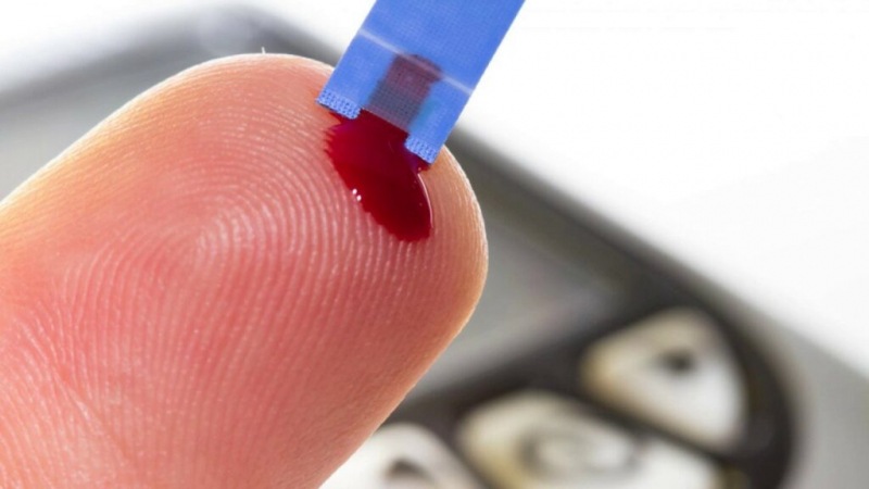 Почему анализ крови делают с безымянного пальца