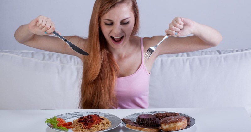 Хотите сократить потребление жиров и углеводов? Диетолог объясняет лучшую диету для похудения