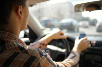 Врач Эдигер: антигистаминные препараты нельзя пить при вождении автомобиля