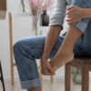 Болезнь портного: что делать, если мизинец на ноге кривой и с косточкой