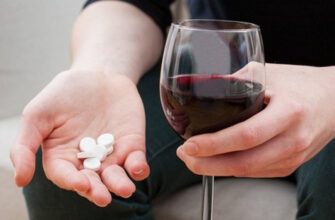 Нарушения работы сердца и даже летальный исход: какие лекарства нельзя сочетать с алкоголем