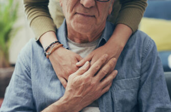 Почему для мужчин в возрасте идеальные жены — те, что моложе 30