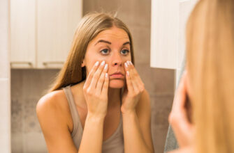 Не только отеки: врач назвала 8 неочевидных симптомов, что у вас отказывают почки