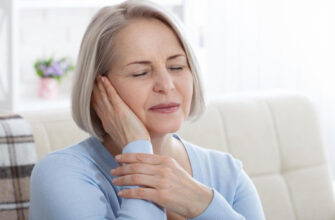 Только не ватные палочки! Что делать, если внезапно заложило ухо