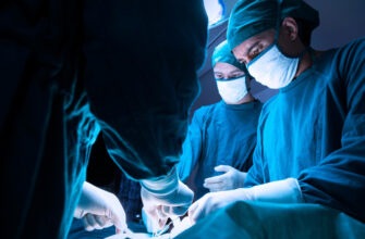 «Я был жив, но я не жил»: впервые в мире мужчине, больному раком, полностью пересадили гортань