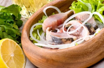 8 способов быстро и вкусно засолить селёдку
