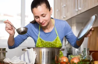 Готовим как долгожители: полезный сытный суп по рецепту пенсионеров из «голубых зон»