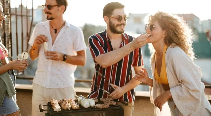 Станут вредными и невкусными: 10 продуктов, которые нельзя готовить на гриле