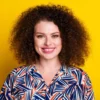 Стоматолог Шелудкова рассказала, как убрать щель между передними зубами