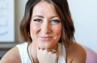 «Организм подавал знаки»: женщина с раком груди рассказала о симптоме, появившемся на лице