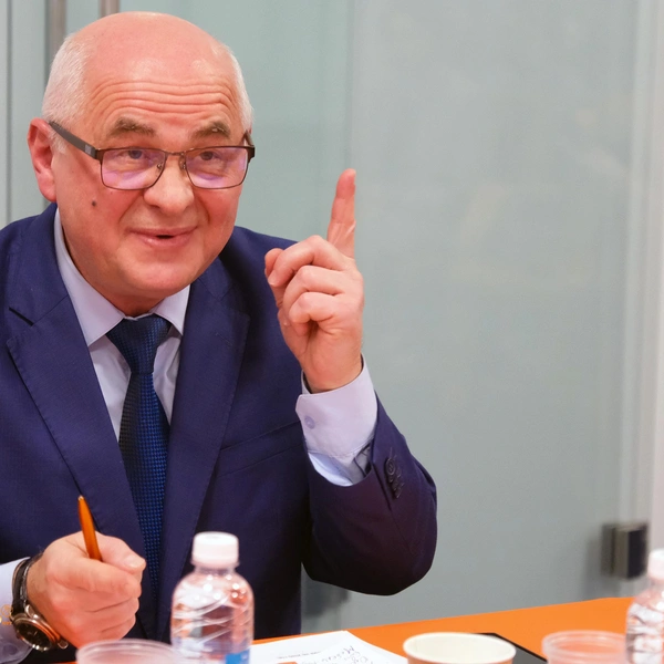 Клиники растут, а врачей не хватает: с чем частная медицина Петербурга входит в новый год