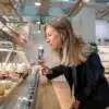 Все еще хочется? Сколько надо пробежать, чтобы сжечь калории после чокопая, сникерса и колы